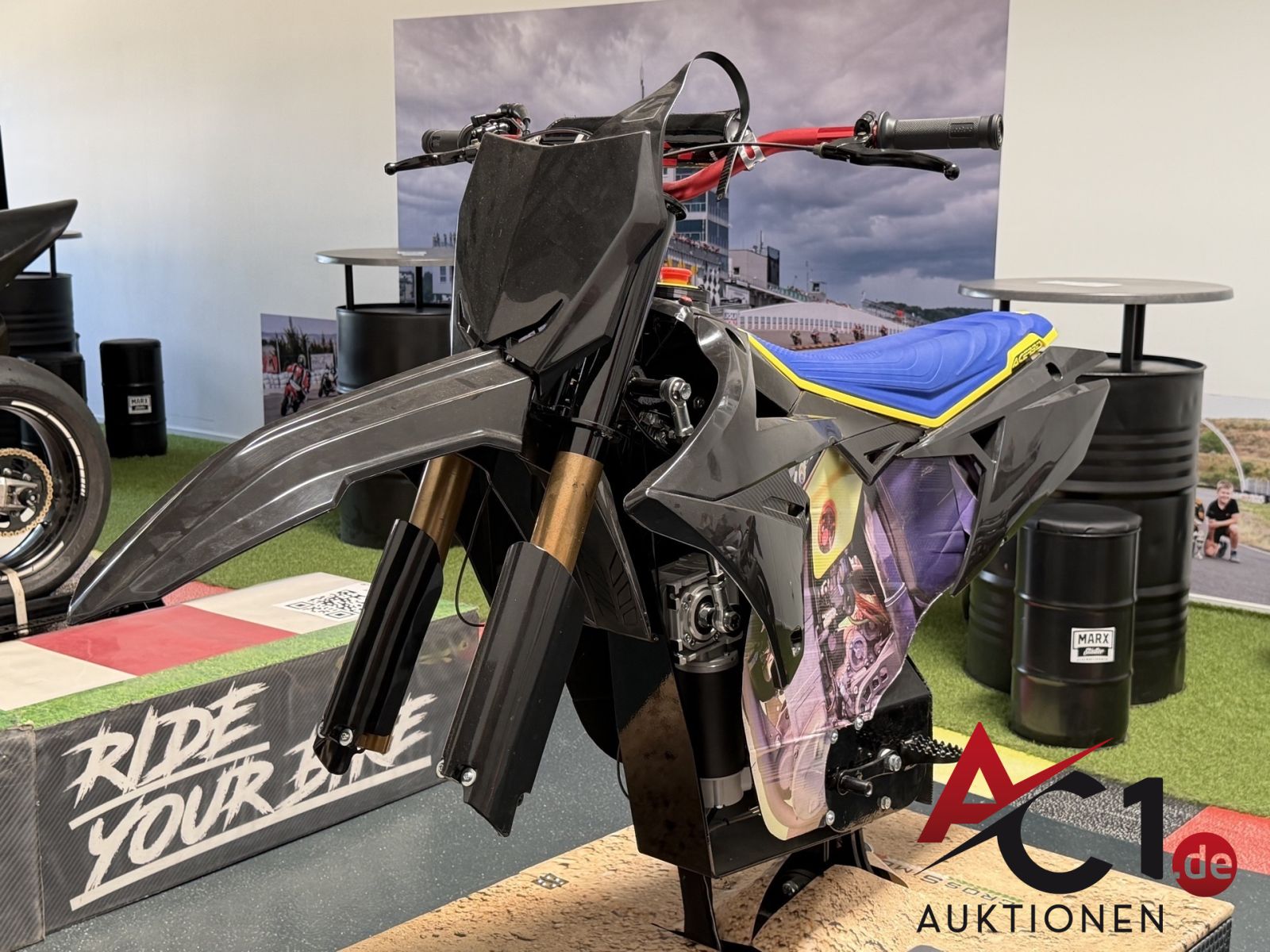 Fahrsimulator Motocross SIMULATOR GIANTRUCK